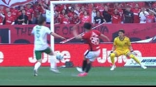 ティエリ・アンリかよ！浦和の大卒FW、驚異の決定力「バグだろ」60m爆走からの超スピードフィニッシュにファン衝撃「何キロ出てた？」