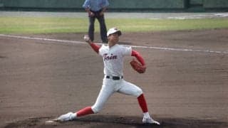 皆勤校・桐蔭の最速146キロ右腕が毎回の6回10奪三振！不本意な内容も能力の高さを見せつける【和歌山】
