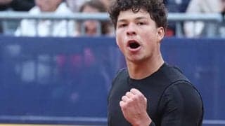  親友下し初戦突破「厳しい試合」 