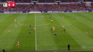 場内騒然！ 佐野海舟、絶妙すぎる“30mロングフィード”炸裂「素晴らしい」「めっちゃ見えてる」高精度“ダイレクトワンタッチパス”にファン大興奮