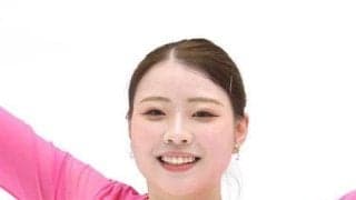 「なんかイケイケって感じ」フィギュアスケート美女の最新姿に驚き　ノースリ黒タイトニットの麗しきパーティーショットに「オーマイガ」「美集団」