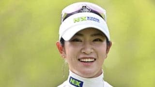 「ベガスの街でストレッチしちゃった笑」タイトなウェアでスイングも　米女子ツアー参戦の女子ゴルファーに「ホントやる事がかわいい」