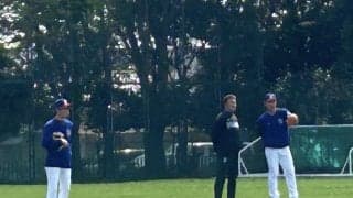 【中日】落合英二投手コーディネーターが１軍本隊に合流　松山晋也らの投手練習見守る