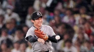 巨人・浦田が好守備連発　四回は森下のライナーをジャンプして好捕　甲子園に歓声とため息交錯　初回は近本のゴロを横っ跳びのビッグプレー