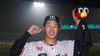 【ヤクルト】古賀優大「１年の始まる地」自主トレ場所の松山でお立ち台「活躍できて良かった」