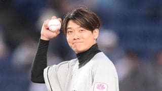 三浦皇成がファーストピッチ　１２７回目の挑戦でのＧ１制覇時の馬番背負って投球　ＳＮＳ「ウインカーネリアンの１６付けてて泣いてしもた」