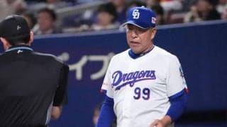 【中日】井上監督、自ら失策に怒ったマラーに怒った「グラブたたきつけるの言語両断」／一問一答