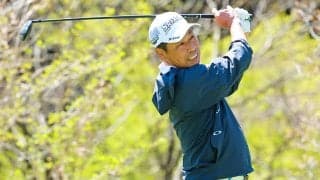 大会2勝の兼本貴司が首位発進 シニアルーキー小林正則が2位で最終日へ