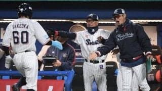 ヤクルト　またも“イケヤマジック”さく裂　池山監督「８番・投手」的中で先制