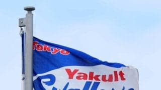 【ヤクルト】球団Ｘ「心よりお見舞い申し上げますとともに…」16日バットが球審の頭部に当たる