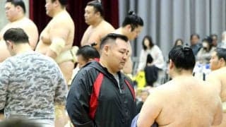 りくりゅう引退に元横綱・鶴竜が「次の４年間まで長い。いいタイミング」とねぎらい