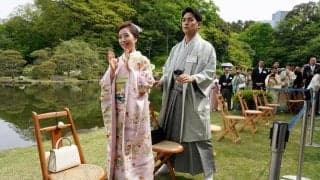 【フィギュア】りくりゅうがグレー袴＆ピンク振り袖姿で登場　三浦璃来「新鮮な気持ち」