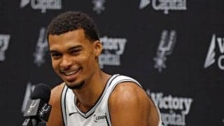 ウェンバンヤマ、「マジック・ジョンソン賞」受賞…メディアに対する”神対応”が評価