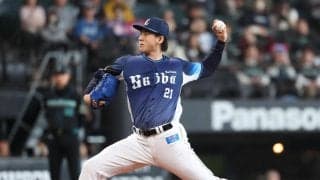 【アクシデント】西武武内夏暉が緊急降板　センター返しがバウンドした上で左すね付近に直撃