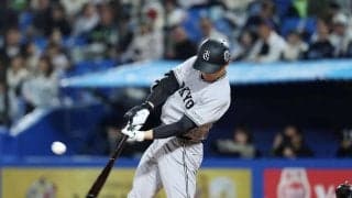 【巨人】１番スタメンの佐々木俊輔が逆方向へ先制ソロ　全力ダッシュでダイヤモンド１周