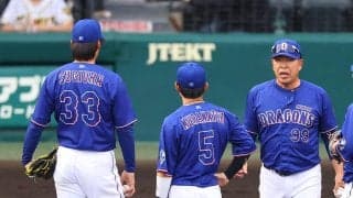 【中日】救急搬送の福永「頭を裂傷している」「何もないことを祈るのみ」井上監督／一問一答