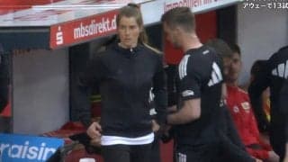 何が起きた…！？ 5大リーグ初の女性指揮官、目を疑う“衝撃の光景”「カメラの数w」「注目度高すぎる」初陣を飾った歴史的瞬間が話題に