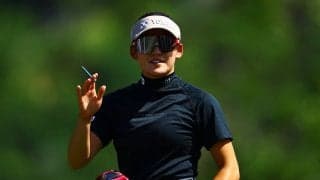 「ゴルフは難しい」岩井千怜は5打差10位に後退 キム・セヨン首位キープ