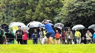 鈴木愛と高橋彩華が同スコア首位で後半へ