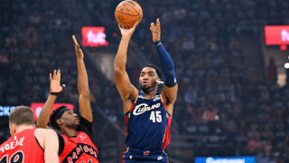 キャブスが初戦を完勝で飾る…ミッチェル32得点、ハーデンはダブルダブルの活躍でラプターズを圧倒