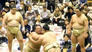 元大関・朝乃山が２年ぶりの巡業で相撲を取る稽古再開　最近２場所は連続で終盤３連敗し「不甲斐ない」　年内三役復帰は諦めず
