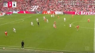 「エグすぎん？」伊藤洋輝、美しすぎる“高精度ロングフィード”炸裂「そこ出すんかい！」「上手すぎやろ」左サイドの密集を一発回避した“神パス”