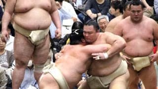 朝乃山、２日続けて１２番「昔みたいに稽古の貯金がない。巡業でいろいろ人とやっていきたい」