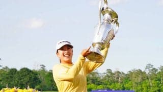 伝統のダイブは池からプールへ 女子メジャー初戦で西郷真央が史上2人目の連覇に挑む