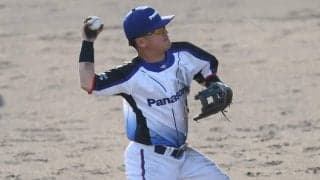 76年の歴史に幕を閉じるパナソニックに坂下翔馬の守備あり　阪神佐藤輝明のグラブ愛用の弟分