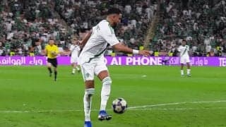 「なんだ今の…」「変態すぎる」元プレミアMVP、神戸戦の“神業トラップ”にファン驚愕！「マフレズうますぎて笑う」【ACLE】