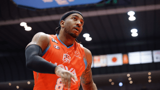 “理不尽スリー”はなぜ生まれたのか…広島・スミスが語る原体験と揺るがぬ覚悟