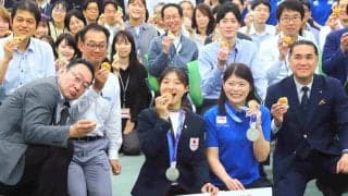 【フィギュア】坂本花織さん　決起集会の「やる気をより起こさせる」ティラミスでＷ銀メダル　スコーンをほおばる場面も