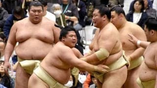 幕内・宇良が肩すかしで小結・熱海富士撃破など１８番「やれる限りのことをやっている」