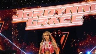 「顔と身体があってない」「男子より肩幅が」異端すぎる“アメリカ版・才木玲佳”女子レスラーの驚愕ボディが話題に