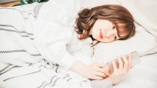 寝スマホは危険！？寝る１時間前のおすすめ行動