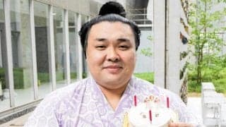 ３０歳の誕生日迎えた霧島　豊昇龍の指名受け三番稽古で汗　４勝４敗「いい思い出になった」「できるだけ長くやりたい」