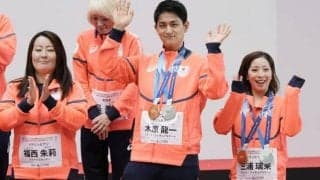 「りくりゅう」ら日本橋でパレード　五輪パラ選手、約110人が参加