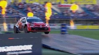 世界一のラリー車がスタジアムを“爆走”…滅多にない光景が話題！ 勝田貴元も豪快ドリフト披露しスペイン熱狂