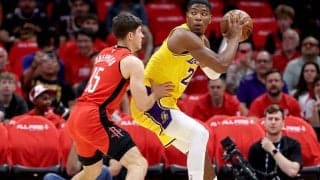 第4Q終盤に6点差を追いついたレイカーズが延長戦の末に勝利…ロケッツに3連勝、八村塁は22得点と躍動