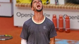  予選勝者が世界6位破る大金星 