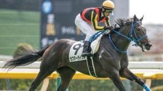 【フローラS前日オッズ】ラフターラインズが2.5倍で1番人気