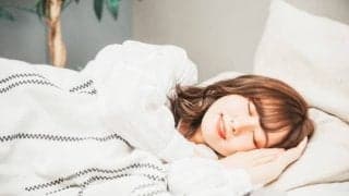ドライブラシマッサージで体ポカポカ。不眠に悩む方におすすめセルフケア