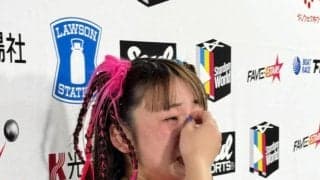 フワちゃん号泣！格上の安納サオリから大金星でシングル初勝利「うれしい」衝撃ムーンサルトプレスも初披露で会場騒然「プロレスは痛い！」