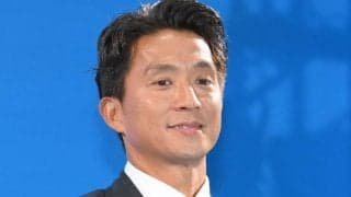 「私の青春！めちゃダンディーな方々」　元日本代表ＭＦ「ヒデとツネ　同学年」と３ショ投稿　偶然の再会にＳＮＳ反響「すごいメンバー達」