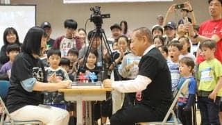 井上尚弥vs中谷潤人「世紀の一戦」前にゆかりの市長がボクシングゲーム対決、勝ったのは…
