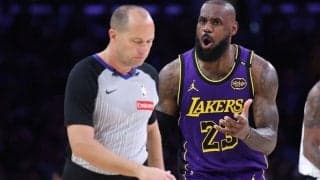 プレーオフで相次ぐ“疑惑の笛”…ブッカーやレブロンは激怒、シェングンは困惑