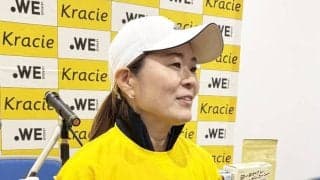 澤穂希さん、今季限りで引退の岩清水梓をねぎらう「感謝の気持ちでいっぱい…一緒に戦えたことは私にとっても最高の時間」１１年女子Ｗ杯優勝メンバー