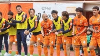 【Ｊ１清水】ＦＷ高橋利樹に第１子　ＭＦ嶋本悠大が“ゆりかご弾”で祝福　ベンチ前でパフォーマンス