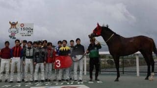 【金沢競馬】青柳正義騎手が地方通算1500勝達成
