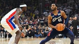キャブスがホームでピストンズに連勝…2勝2敗のタイに、ミッチェルが43得点の活躍